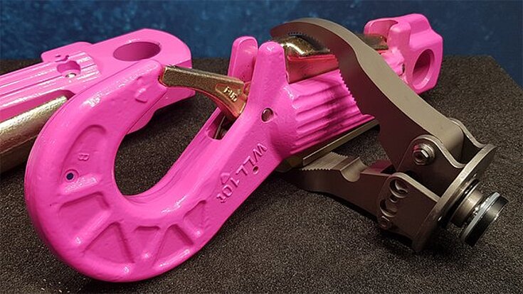 Der dargestellte RUD ROV-Hook 10t wurde speziell für Anschlaganwendungen unter Wasser mittels ROVs entwickelt und optimiert.