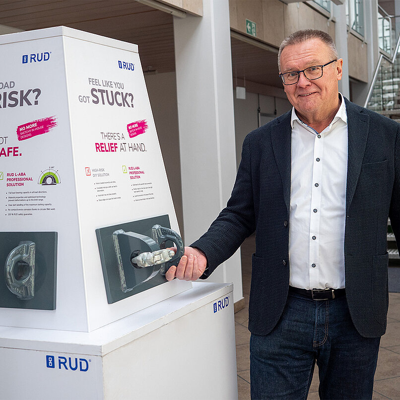 Bereichsleiter Hermann Kolb (Anschlag- und Zurrmittel)