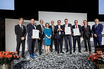 Preisträger des „Innovation Champions Award 2020“ (Copyright: Thorsten Jochim/Euroforum) Preisträger des „Innovation Champions Award 2020“ (Copyright: Thorsten Jochim/Euroforum)