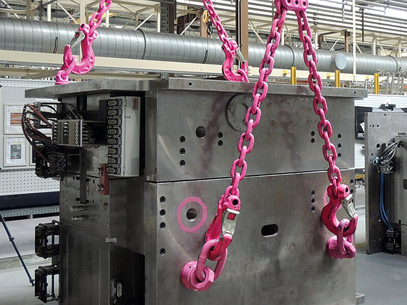 Ansicht eines Hebevorgangs mit einem VIP-4-Strang-Gehänges.