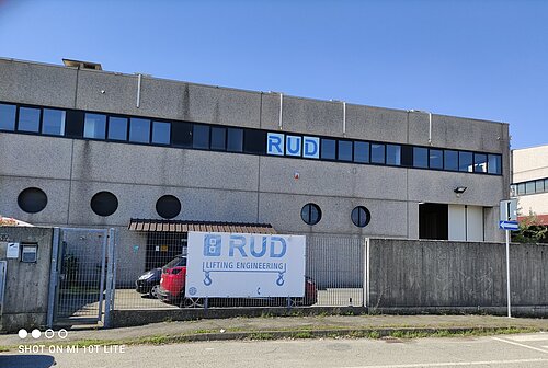 Fahrzeug Detailseite  Die Schneider Gruppe GmbH Fil. Röhrsdorf Chemnitz-OT  Röhrsdorf