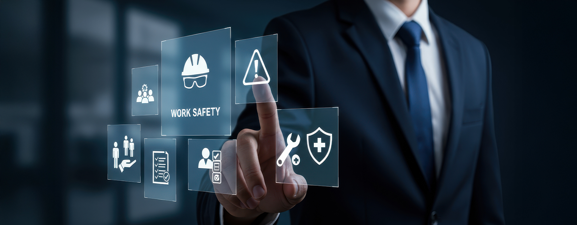 Geschäftsmann tippt auf digitale Symbole zu Arbeitssicherheit, Gesundheit und Qualität.